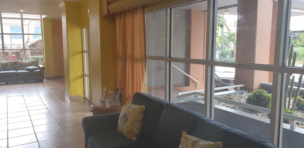St. John's Heritage Hotel מראה חיצוני תמונה
